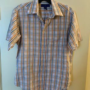 Men’s North Forty Four Short Sleeve Button Shirt Size Large (EUC)